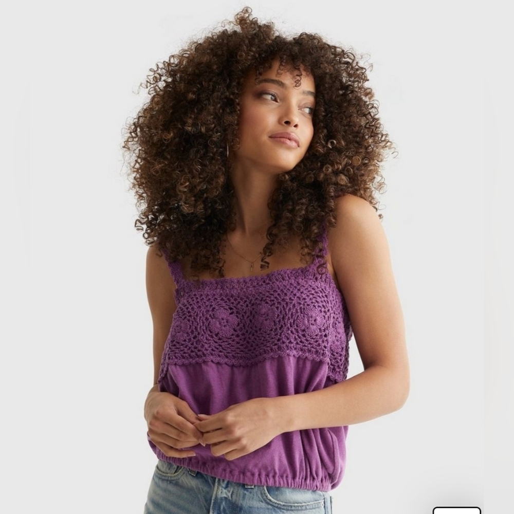 NWT Lucky Brand square neck crochet cami tank top in purple. Size M